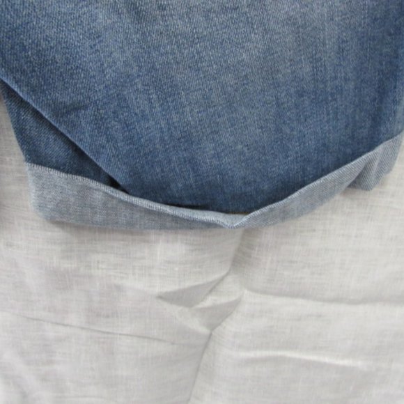 Talbots Flawless Faded Blue Denim 7.5" Girlfriend Short  - Petite - Picture 4 of 9